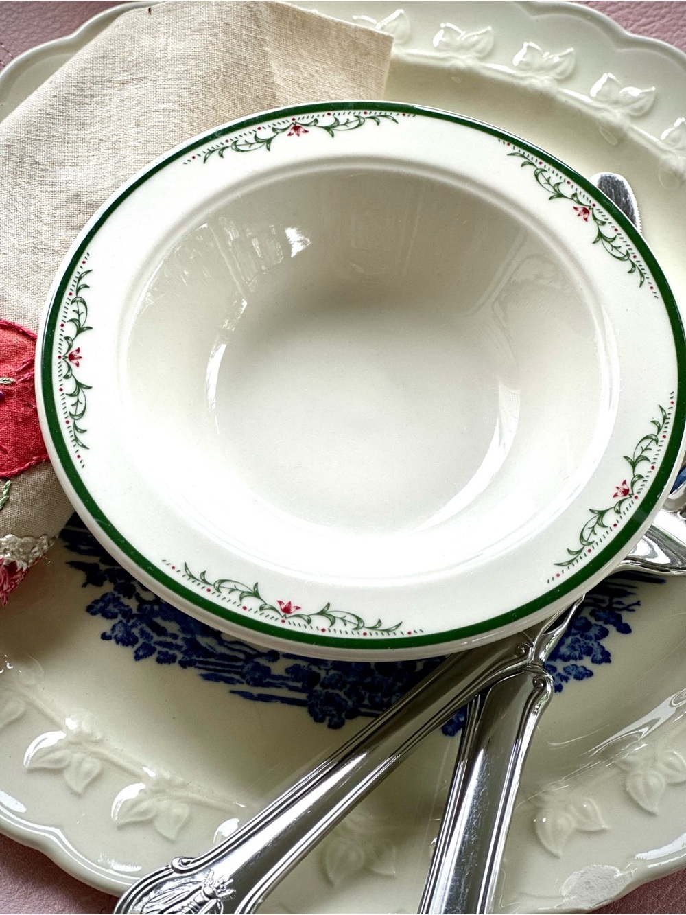 Homer Laughlin Seville Fruit Berry Bowl Green Floral Restaurant Ware - Picture 3 of 7